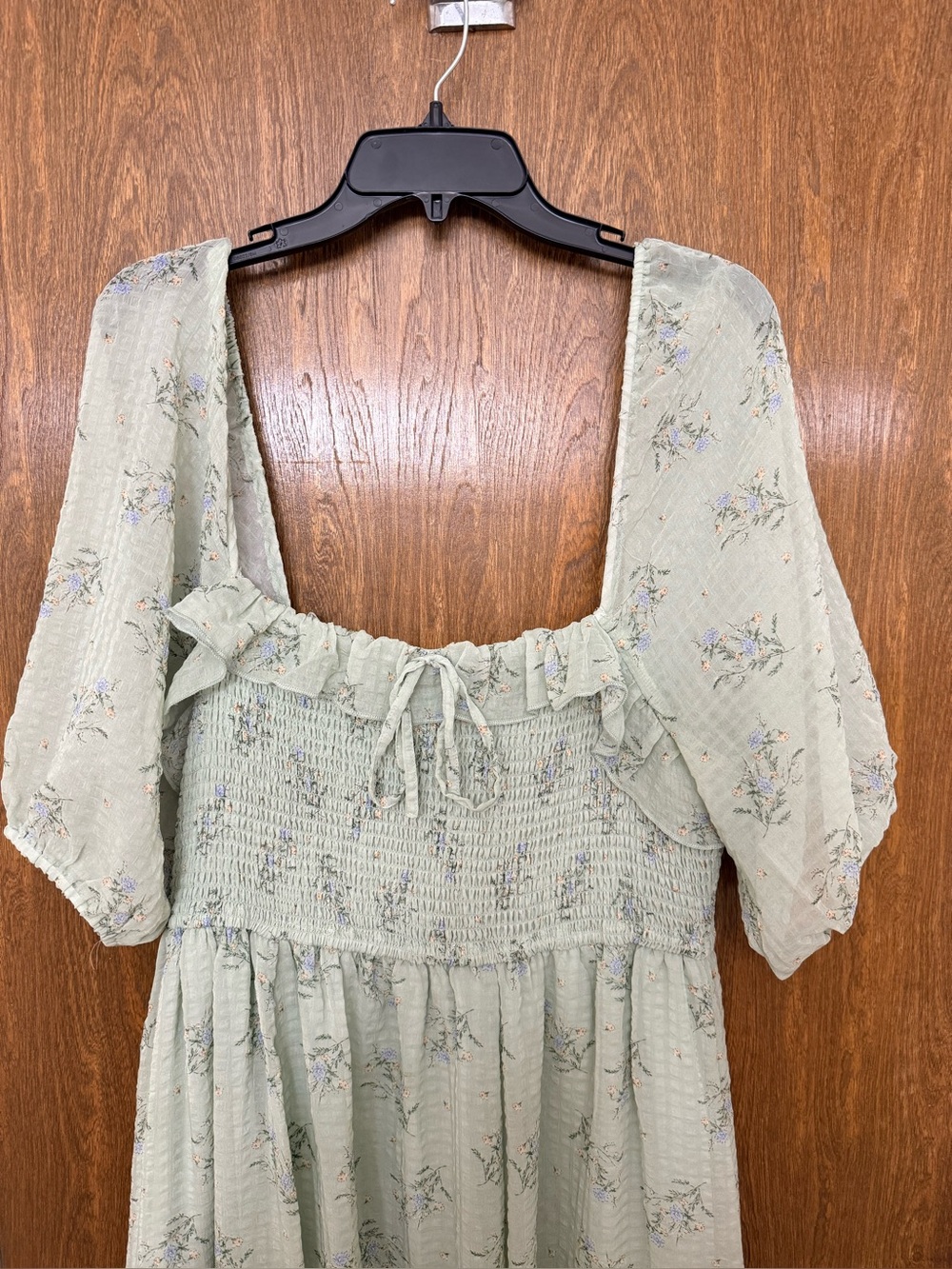 Elle Smocked Floral Ruffle Maxi Dress in Green Tea Floral NWOT - Picture 5 of 9